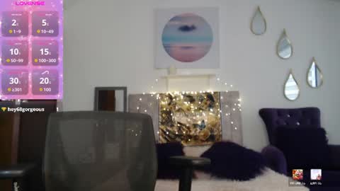 Snapshot of ingridbergman chatting on June 27, 11:59 am online show from June 27, 11:59 am