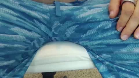 Snapshot of injmolder2 chatting on December 4, 2:26 pm Hanging Out online show from December 4, 2:26 pm