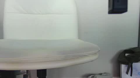 Hanging Out online show from March 17, 2:16 am
