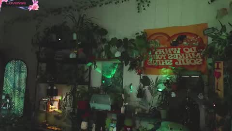 Snapshot of ink_bloom chatting on November 2, 4:26 am Im Stacy FOLLOW MY FANSLY FOR MORE online show from November 2, 4:26 am