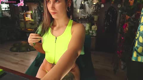 Snapshot of ink_bloom chatting on November 4, 3:49 am Im Stacy FOLLOW MY FANSLY FOR MORE online show from November 4, 3:49 am