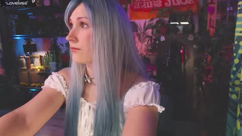 Snapshot of ink_bloom chatting on December 22, 3:58 am Im Stacy FOLLOW MY FANSLY FOR MORE online show from December 22, 3:58 am