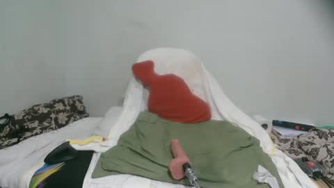 Snapshot of ink_brunette chatting on February 5, 2:19 am ink brunette online show from February 5, 2:19 am