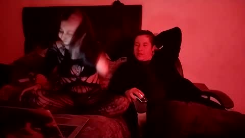 Snapshot of inkedsinners chatting on October 10, 5:56 pm inkedsinners online show from October 10, 5:56 pm