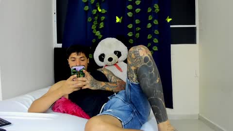 cesar and daniela online show from February 5, 3:52 pm