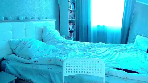 Lina online show from June 1, 6:15 am