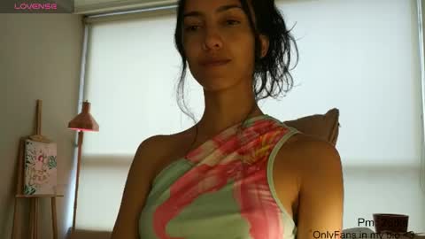 Laroa online show from June 5, 8:36 pm