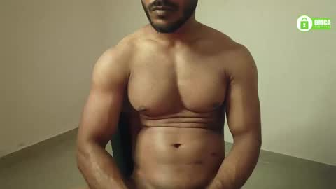 Snapshot of insanestud_miles chatting on December 3, 7:00 pm Miles online show from December 3, 7:00 pm