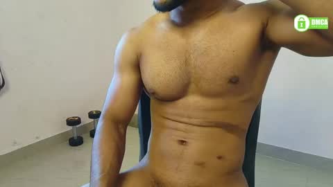 Snapshot of insanestud_miles chatting on December 15, 4:40 am Miles online show from December 15, 4:40 am