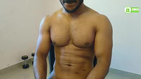 Snapshot of insanestud_miles chatting on December 17, 4:56 am Miles online show from December 17, 4:56 am