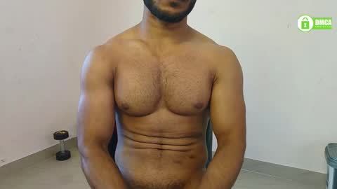 Snapshot of insanestud_miles chatting on December 25, 8:29 am Miles online show from December 25, 8:29 am