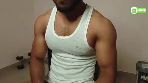 Snapshot of insanestud_miles chatting on December 25, 5:26 pm Miles online show from December 25, 5:26 pm