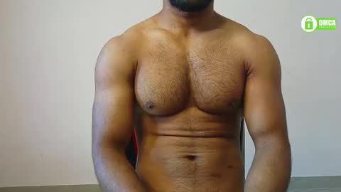 Snapshot of insanestud_miles chatting on January 4, 3:50 am Miles online show from January 4, 3:50 am