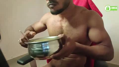 Snapshot of insanestud_miles chatting on February 4, 5:45 pm Miles online show from February 4, 5:45 pm