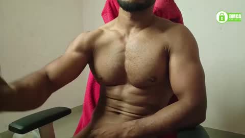 Snapshot of insanestud_miles chatting on February 27, 5:15 pm Miles online show from February 27, 5:15 pm