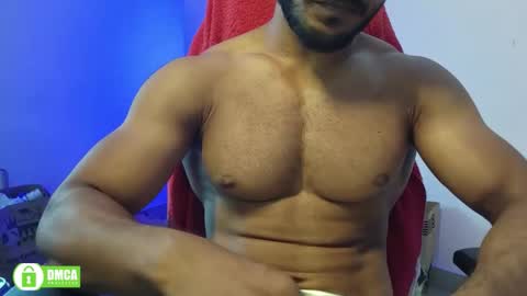 Snapshot of insanestud_miles chatting on September 23, 4:48 am Miles online show from September 23, 4:48 am