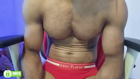 Snapshot of insanestud_miles chatting on September 25, 7:34 am Miles online show from September 25, 7:34 am