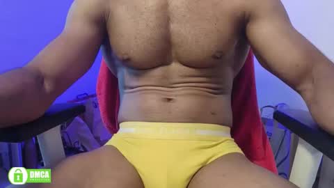 Snapshot of insanestud_miles chatting on September 26, 7:45 am Miles online show from September 26, 7:45 am