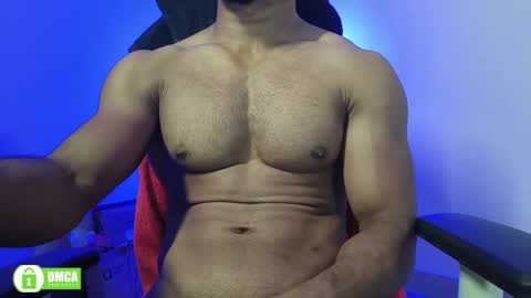 Snapshot of insanestud_miles chatting on October 25, 1:18 pm Miles online show from October 25, 1:18 pm