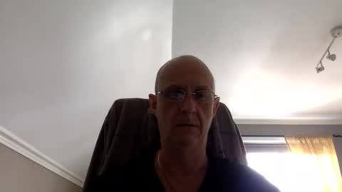 insignia20 online show from February 25, 12:34 pm