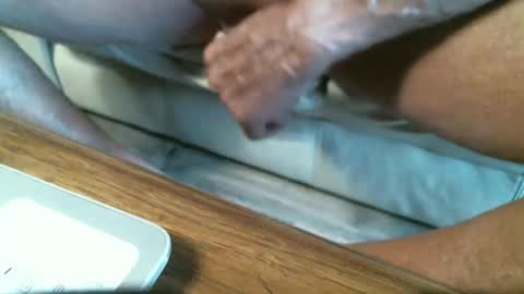 Snapshot of inspired2b chatting on October 15, 11:43 am inspired2b online show from October 15, 11:43 am