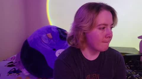 Snapshot of internetfairy_xo chatting on January 29, 5:40 am Faye online show from January 29, 5:40 am