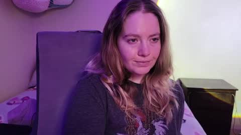 Faye online show from May 13, 5:49 am