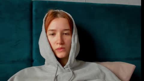 Snapshot of internetsexplorer chatting on November 14, 8:35 am Bernadette Join online show from November 14, 8:35 am