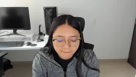 Iris 3 online show from October 8, 2:04 pm