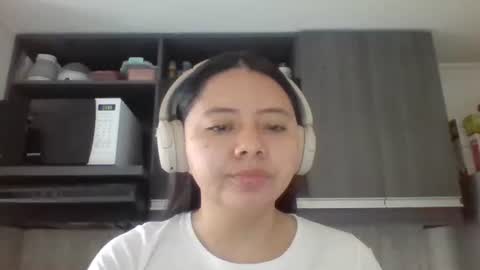 Iris 3 online show from May 19, 1:39 pm
