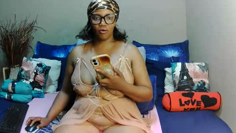 boniswa caroline online show from April 3, 8:23 am