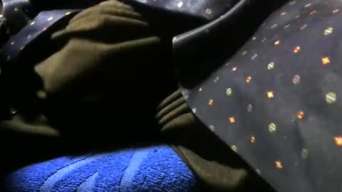 Snapshot of investigator310 chatting on January 4, 8:28 am investigator310 online show from January 4, 8:28 am