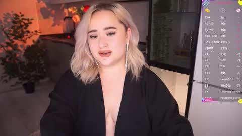 Snapshot of irena_barr18 chatting on September 15, 7:58 pm Irena Barr online show from September 15, 7:58 pm