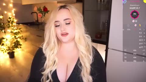 Snapshot of irena_barr18 chatting on December 2, 5:52 pm Irena Barr online show from December 2, 5:52 pm