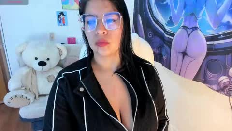Irene Casas online show from April 26, 2:31 am