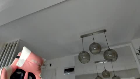 Snapshot of irenevon chatting on October 22, 4:35 am Ir s room online show from October 22, 4:35 am