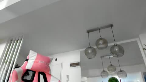 Snapshot of irenevon chatting on October 24, 6:32 am Ir s room online show from October 24, 6:32 am