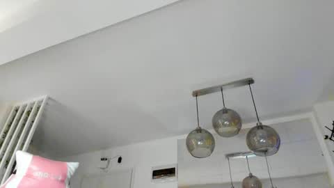 Snapshot of irenevon chatting on November 5, 4:45 am Ir s room online show from November 5, 4:45 am