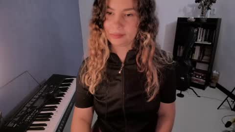 Snapshot of irinastephann chatting on July 14, 2:05 am irina online show from July 14, 2:05 am