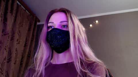 Lily online show from February 15, 4:58 pm