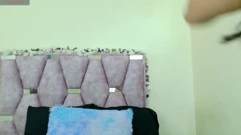 Iris online show from January 15, 4:22 pm