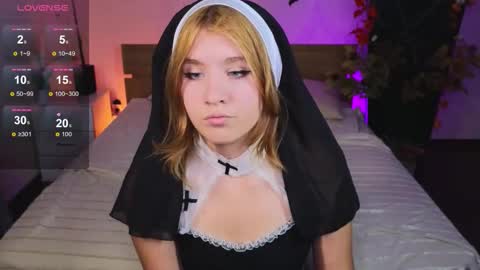 Iris  online show from October 20, 9:43 am