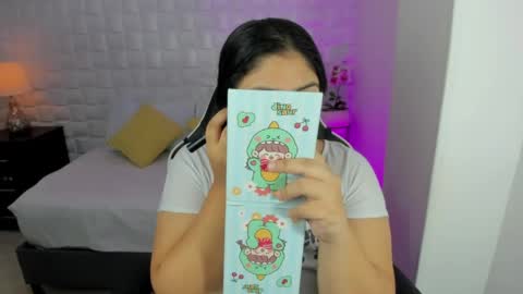 Snapshot of iris_torrez chatting on May 12, 12:13 pm Iris online show from May 12, 12:13 pm