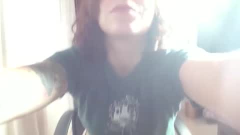irisarellano_ online show from June 6, 2:22 pm