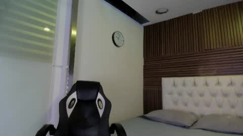 Snapshot of irisfyre chatting on June 22, 12:24 pm Iris Fyre online show from June 22, 12:24 pm