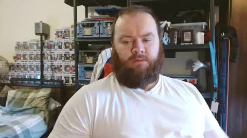 twitter theirishman205 online show from February 19, 10:44 am