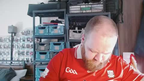 Snapshot of irishdaddy24 chatting on May 4, 10:44 am twitter theirishman205 online show from May 4, 10:44 am