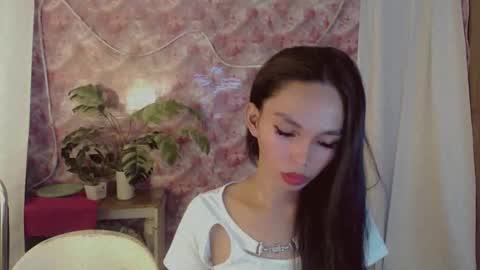 IRISH AND TRIXIE online show from June 9, 7:36 pm