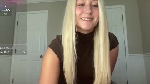 Irispink1 online show from October 29, 8:32 pm