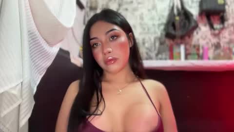 iriss_fox online show from April 24, 8:17 am